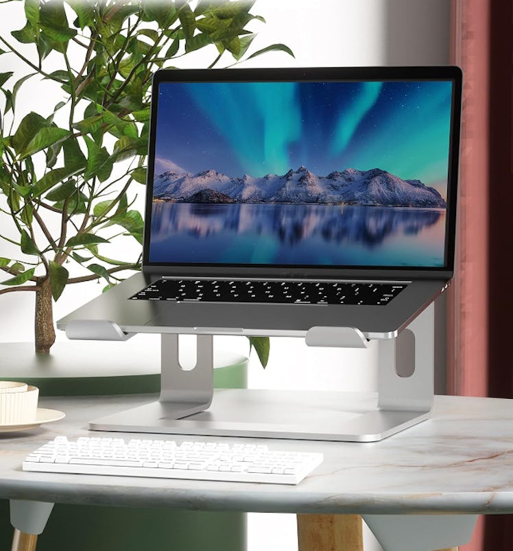 Soundance Laptop Stand