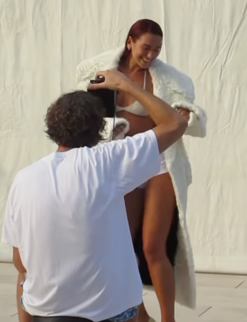 Dua Lipa stripped down to her undies to promote her upcoming tour.