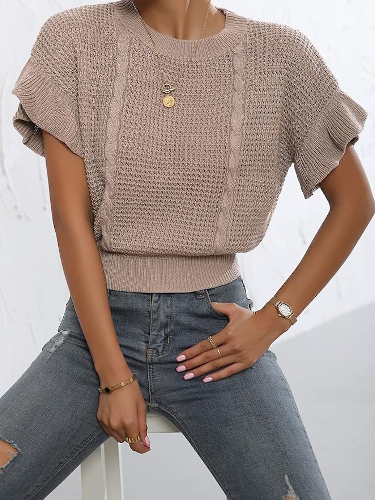 Verdusa Ruffled Short-Sleeve Crop Sweater