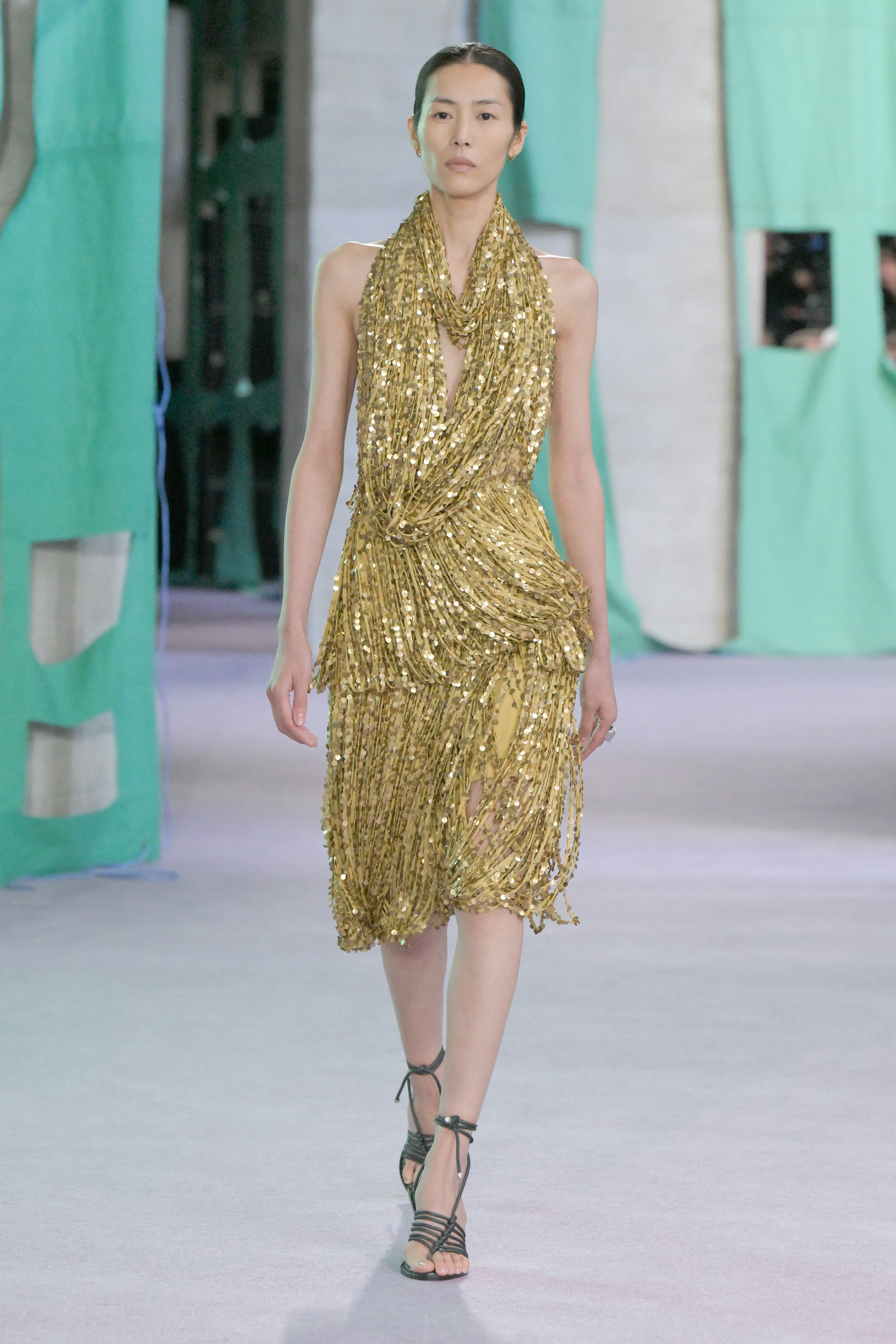 Burberry Spring 2025 London Fashion Week Runway Photos