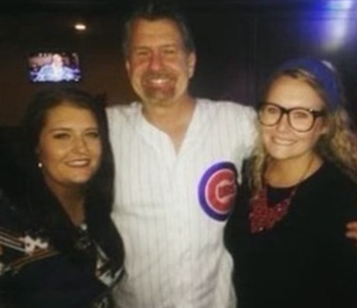 Golden Bachelorette contestant Jack with his daughters. Screenshot via Instagram