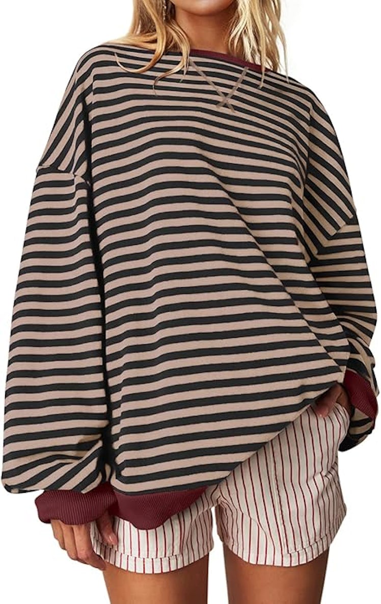 UEU Oversized Striped Crew-Neck Sweatshirt