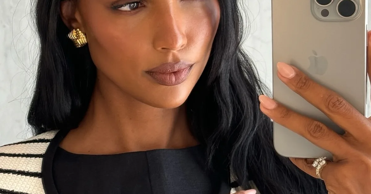 These Silk Press Tips Will Make Your Straight Style Last Longer These Silk Press Tips Will Make Your Straight Style Last Longer