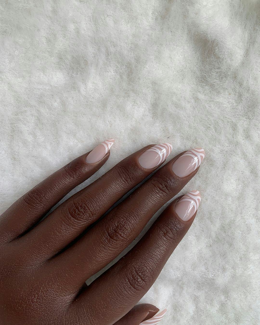 Abstract French tip nails are perfect for Libra season 2024.