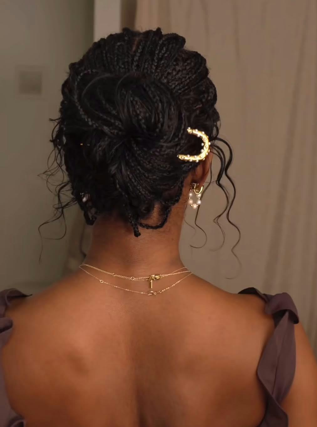 French pins work on any and every hair type and texture.