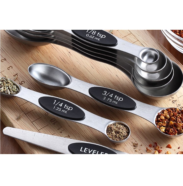 Spring Chef Magnetic Measuring Spoon Set (8-Pack)