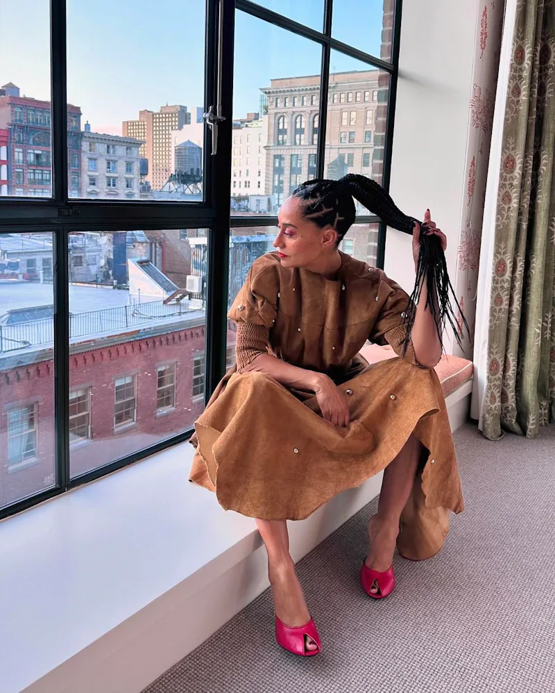 ross burgundy dresses Tracee Ellis Ross' Burgundy Nails Will Be Your New Fall Fixture