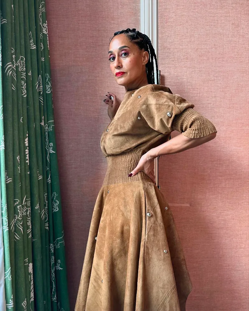 Tracee Ellis Ross' Burgundy Nails Will Be Your New Fall Fixture Tracee Ellis Ross' Burgundy Nails Will Be Your New Fall Fixture