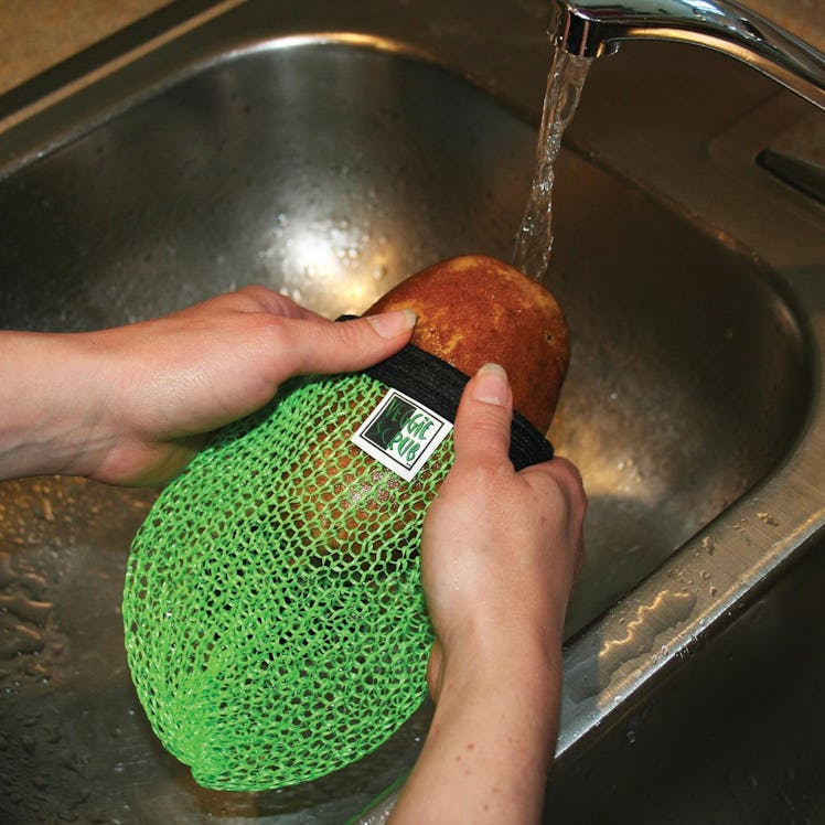 HIC Kitchen Fruit & Veggie Scrubber (2-Pack)