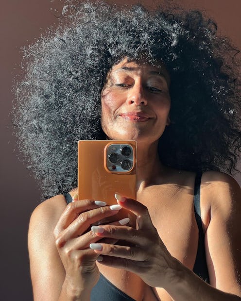 Tracee Ellis Ross mirror selfie