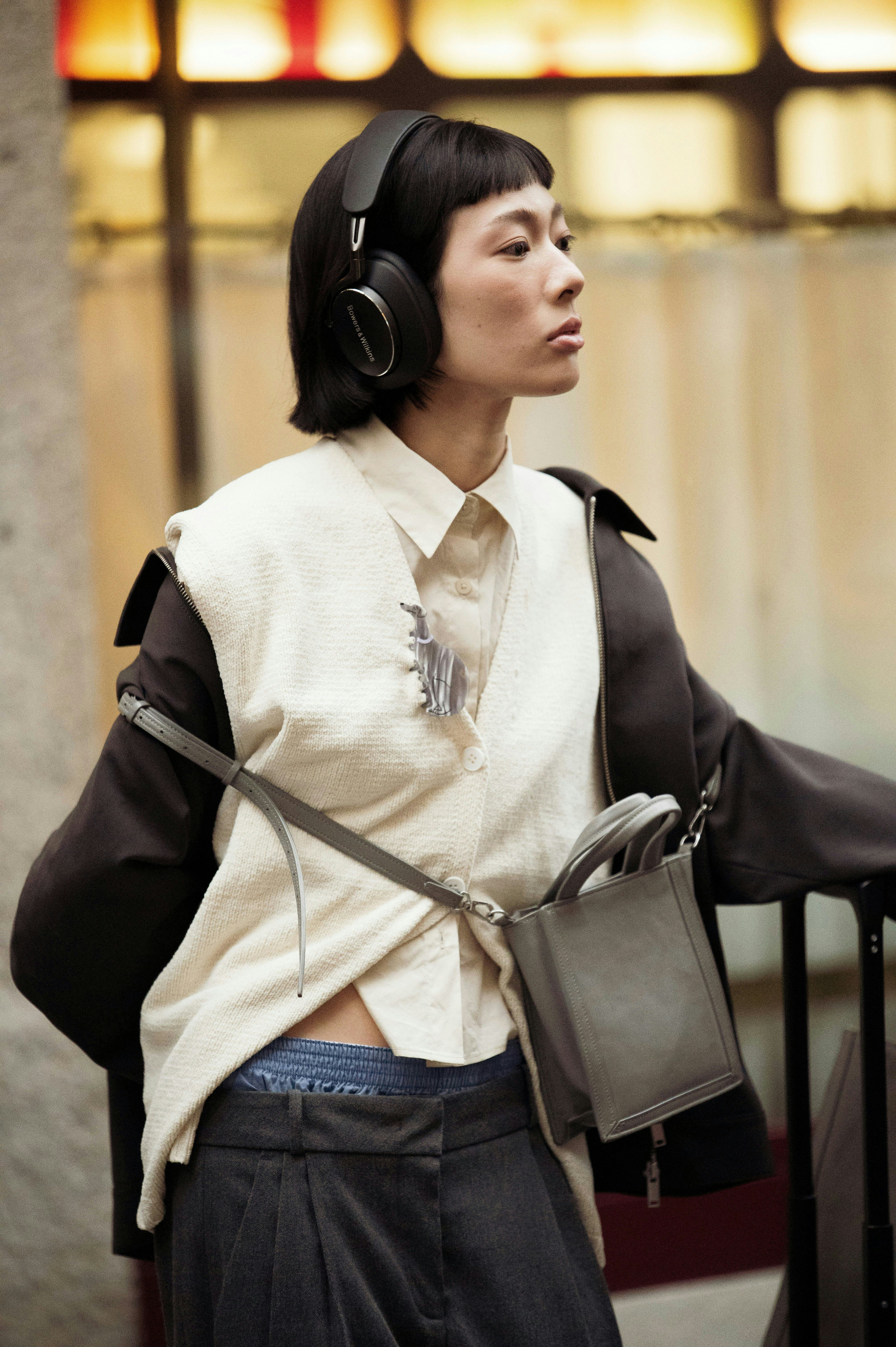 A guest at Milan Fashion Week S/S2025.