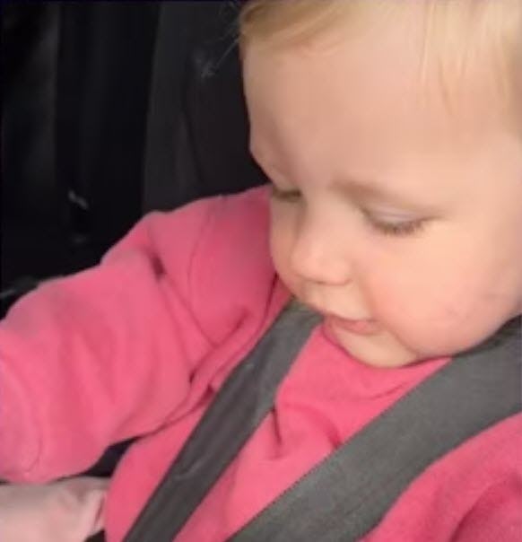 This Mom Has The Cutest Hack To Prevent Separation Anxiety At Daycare Drop-Off