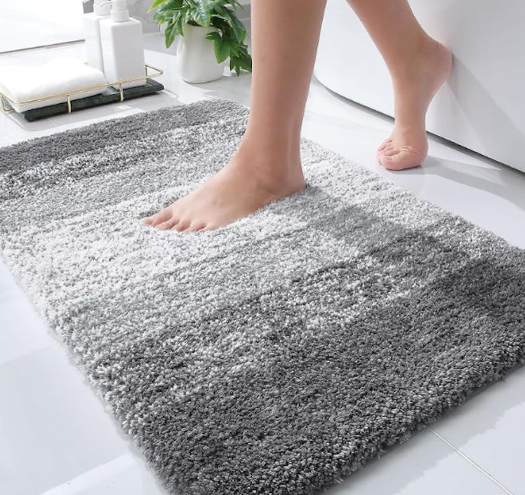 OLANY Absorbent Microfiber Bath Rug