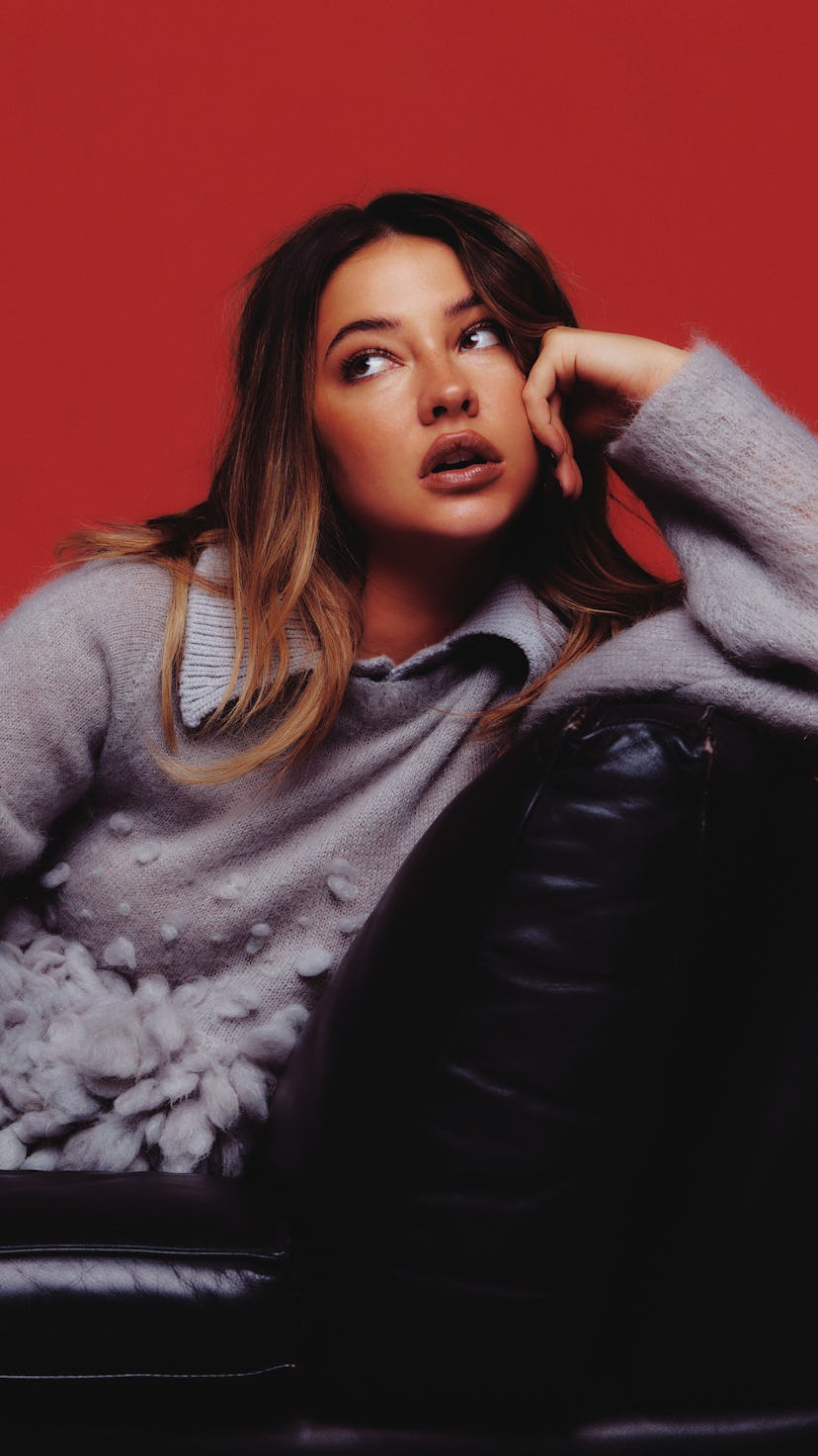 Madelyn Cline opens up about Netflix’s ‘Outer Banks,’ coping with sudden fame, and how Tumblr fandom...