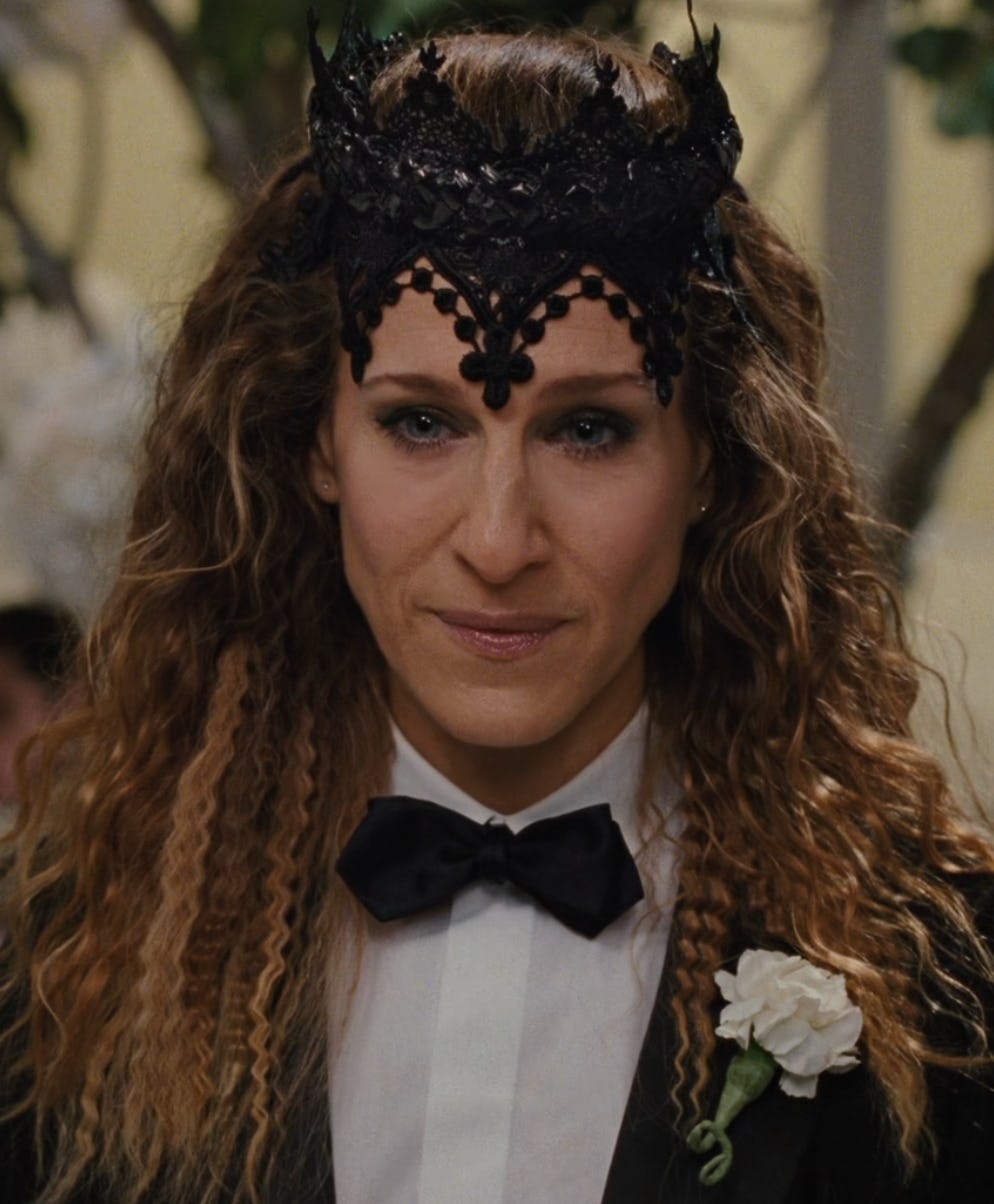Carrie Bradshaw in Sex and the City 2. Screenshot via Prime Video