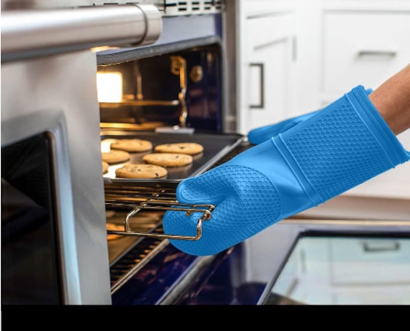 Gorilla Grip Heat-Resistant Silicone Oven Mitts