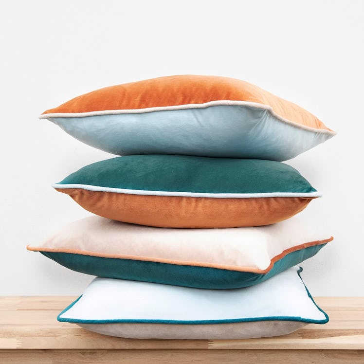 MONDAY MOOSE Pillow Covers (4-Pack)