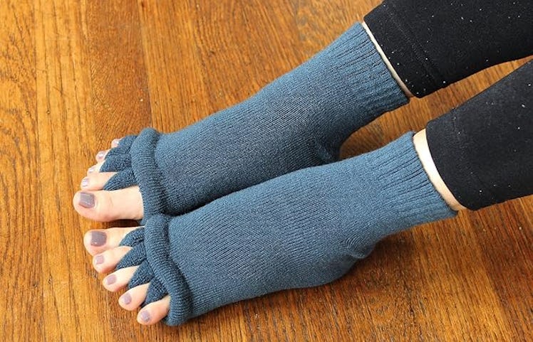 Triim Toe Separator Socks