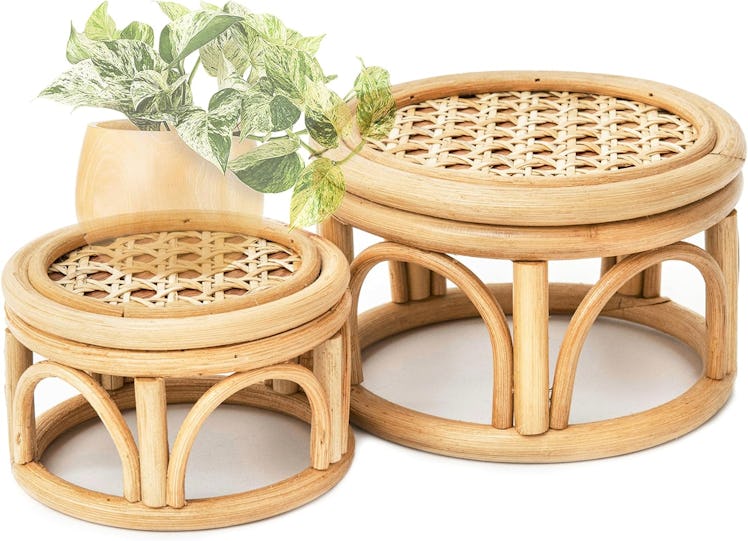 KUTORKILL Rattan Plant Risers (Set of 2)