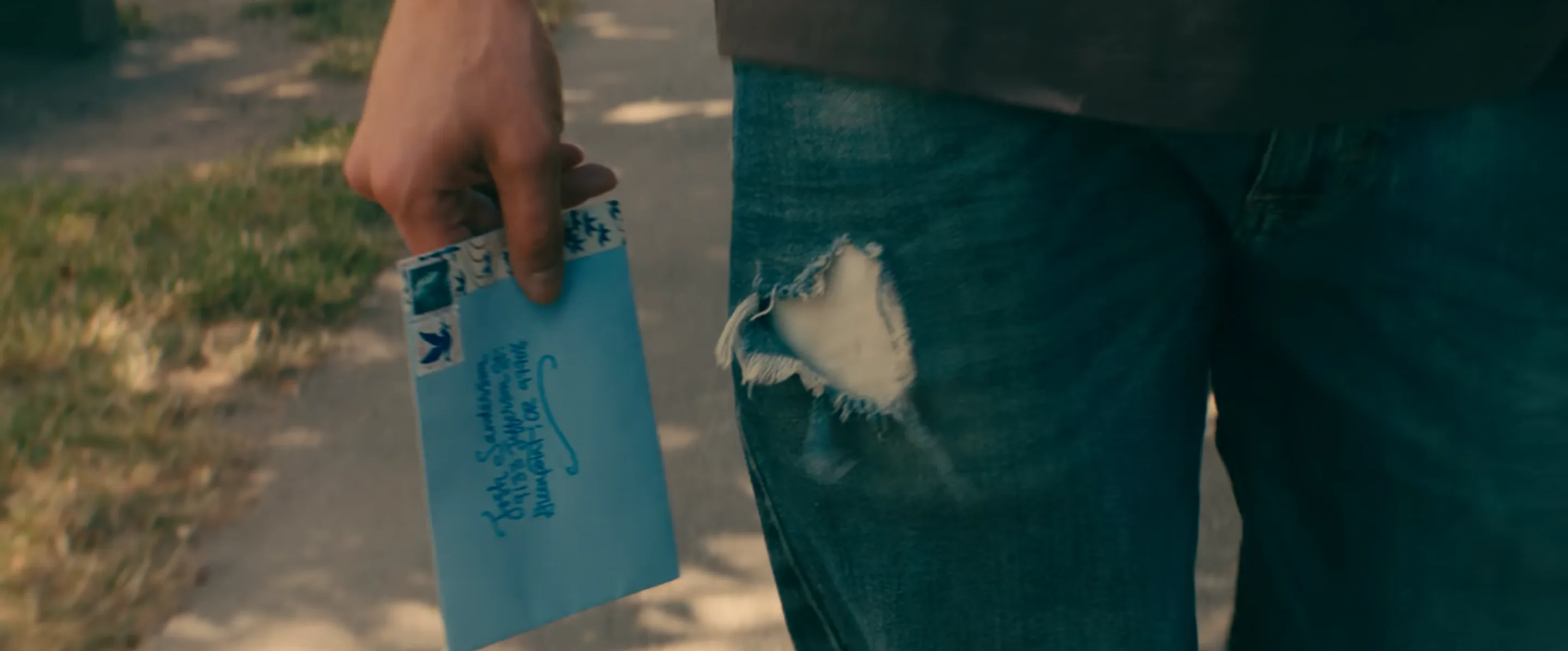 Anna Cathcart Reveals 8 'To All The Boys' Easter Eggs In 'XO, Kitty'