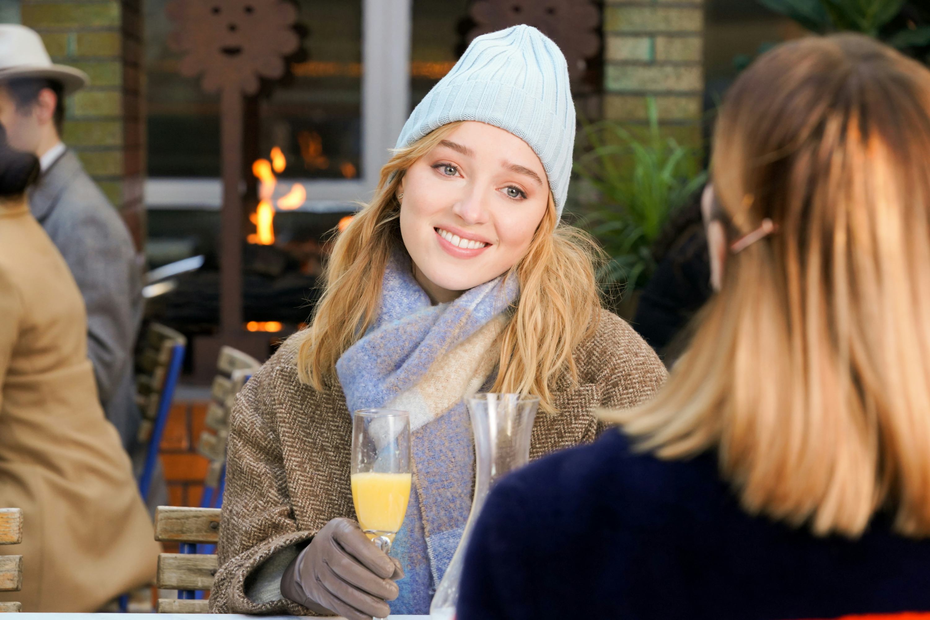 Phoebe Dynevor on &lsquo;Younger&rsquo;