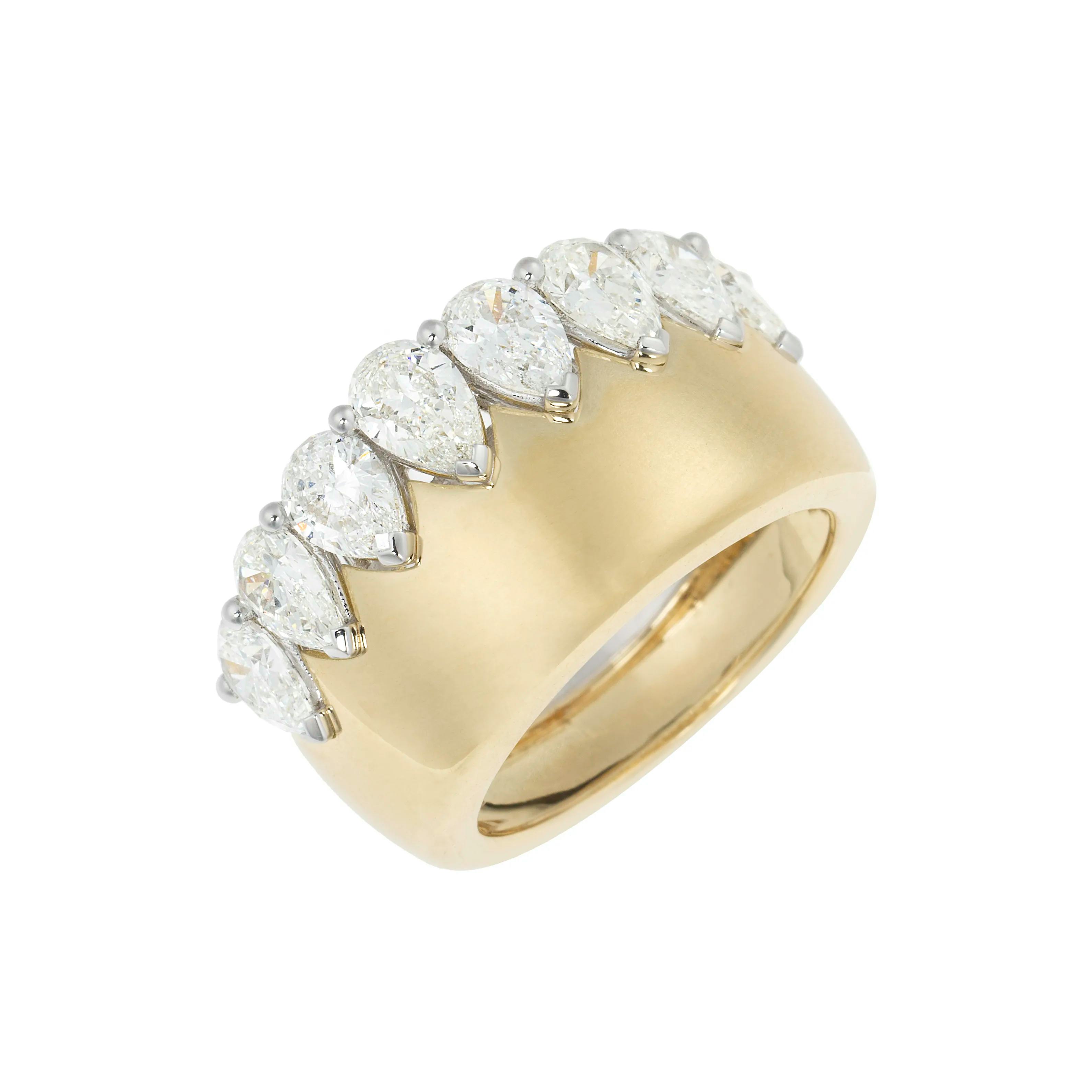 Yellow Gold Ring with Pear White Diamonds