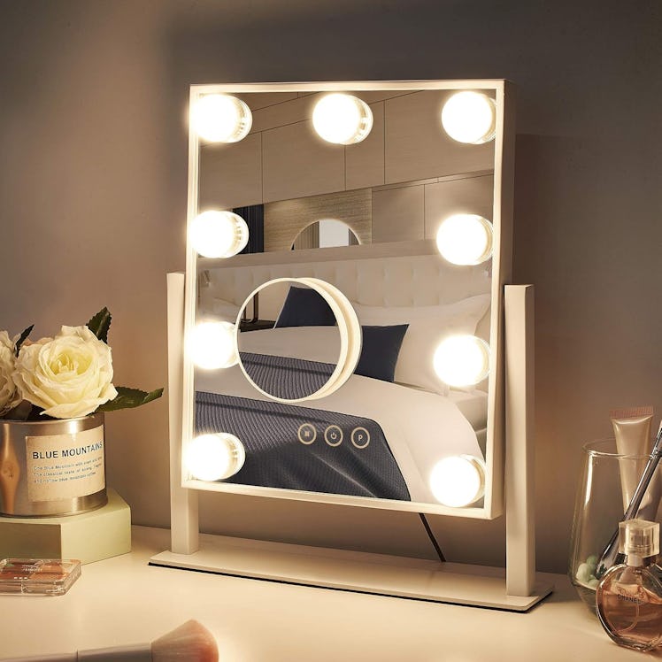 NUSVAN Vanity Mirror with Lights