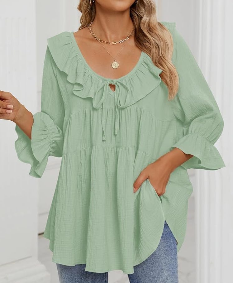 ZESICA Scoop-Neck Ruffle Top