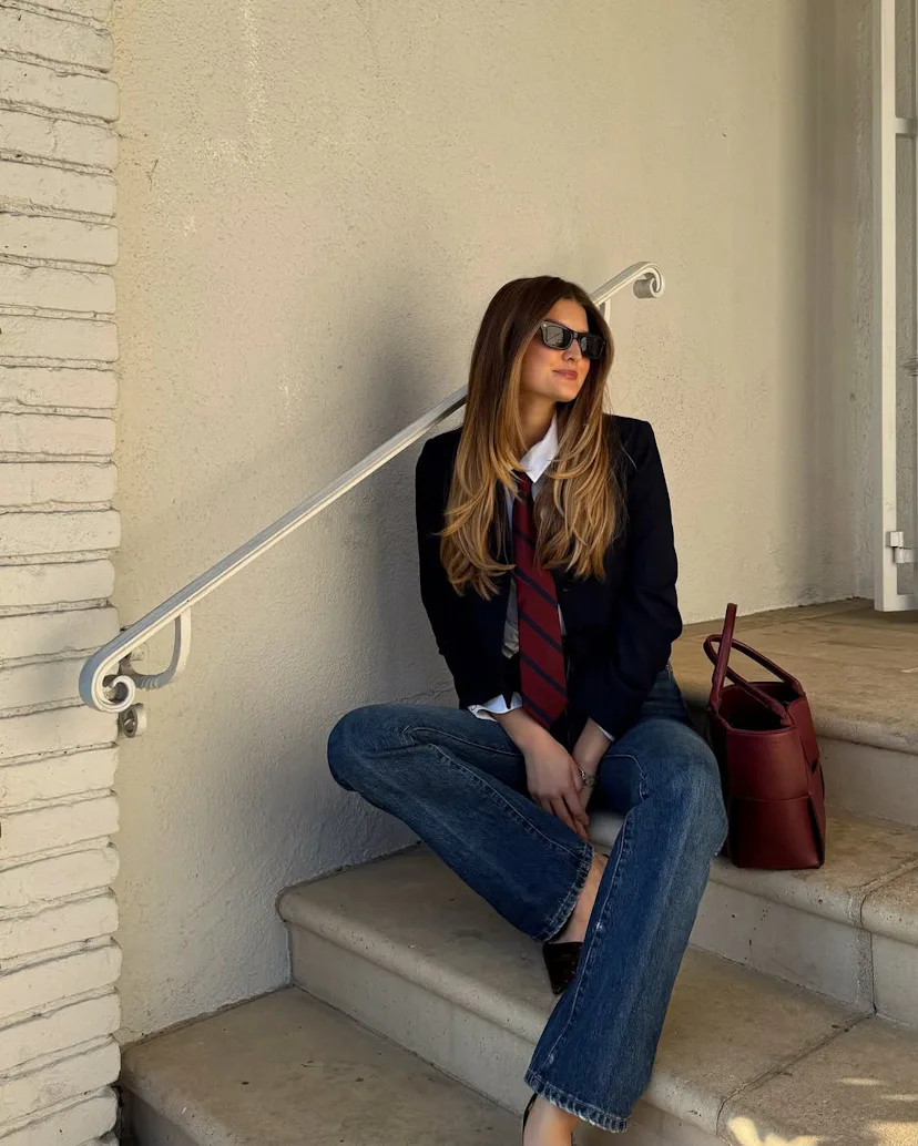 jeans with dress shirt and tie Is It Okay to Wear a Jeans? Creative Ways to Style a