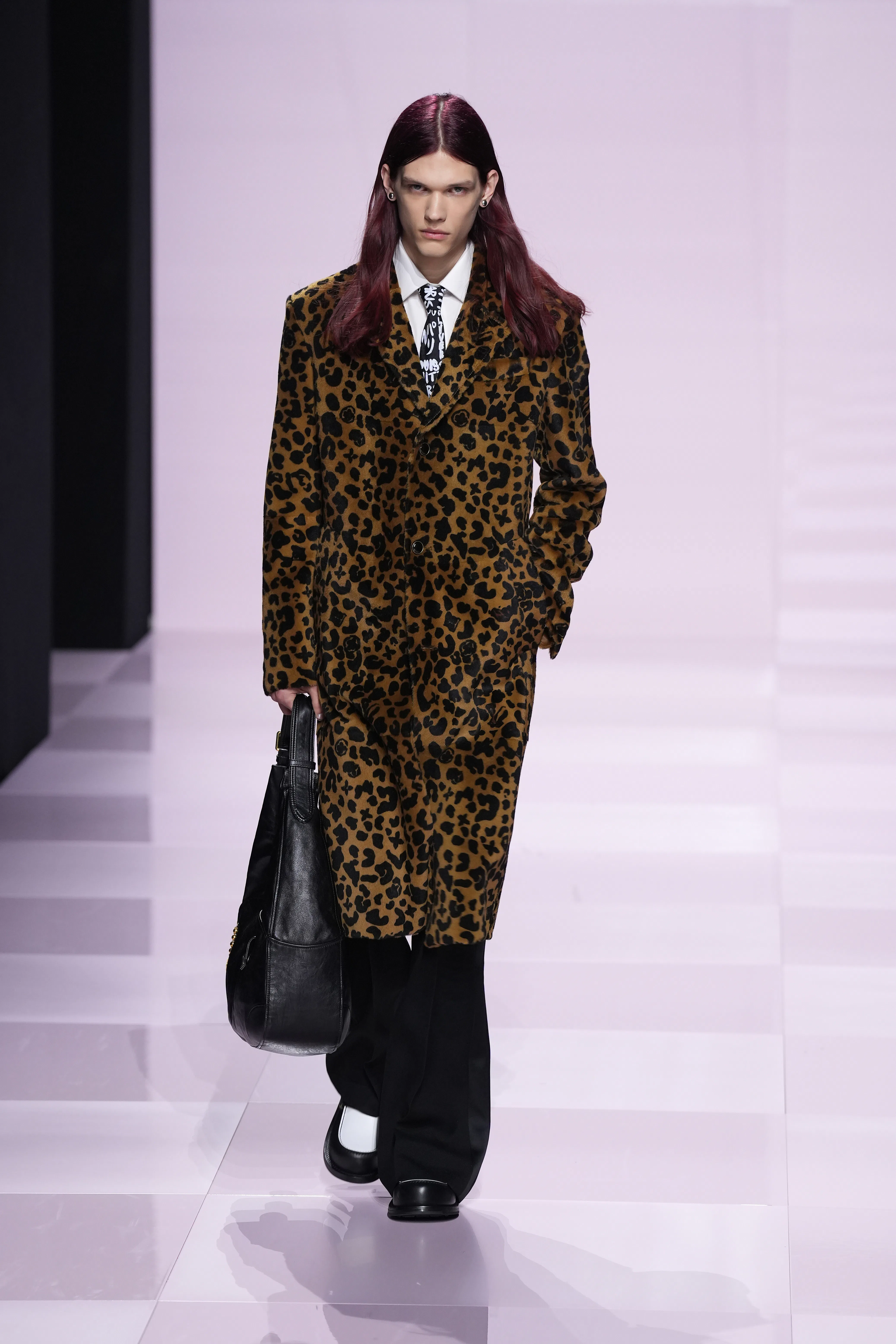 A model walks the runway during the Louis Vuitton Menswear Fall-Winter 2025/2026 show as part of Par...