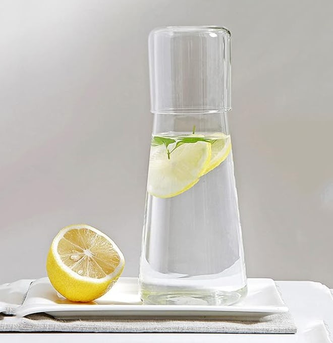 ZILJJ Bedside Water Carafe