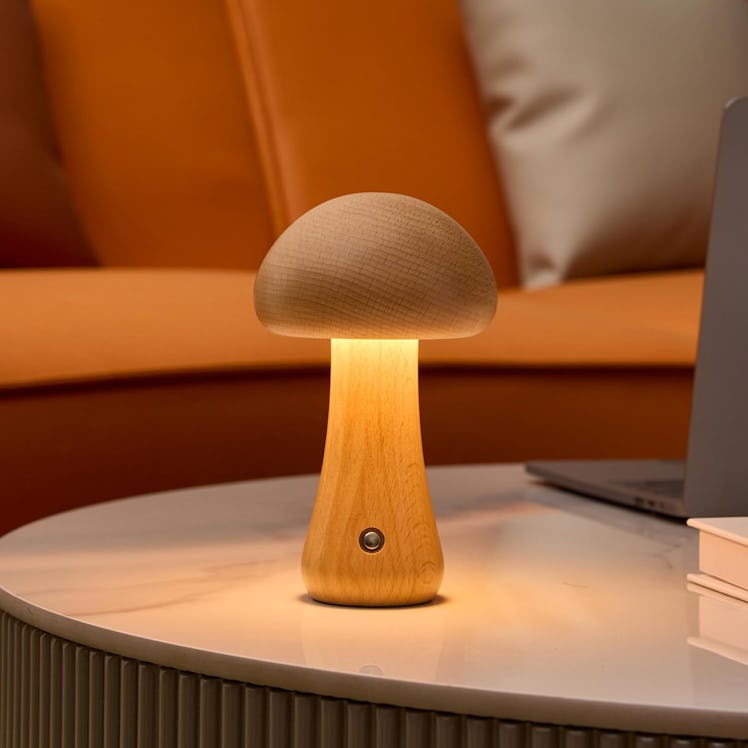 Bojim Wooden Mushroom Lamp