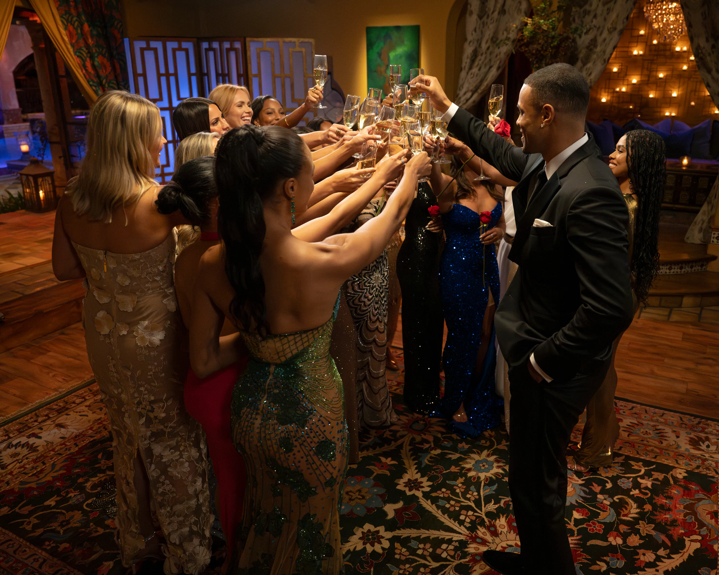 'The Bachelor' Premiere: Memes & Tweets About Linda The Llama