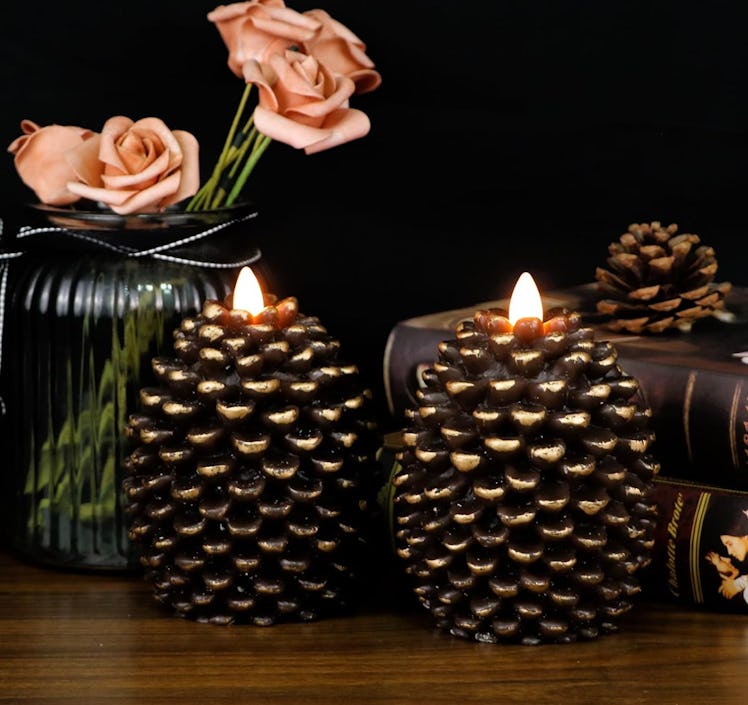 Wondise Pine Cone Flameless Candles (2-Pack)