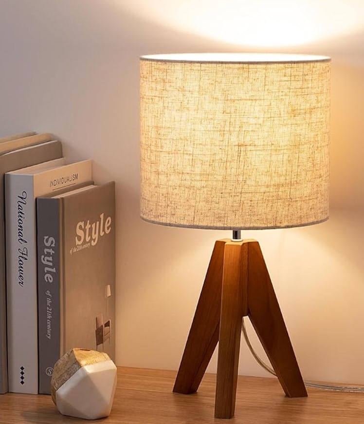 EDISHINE Tripod Table Lamp