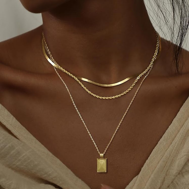 Kyerlyn Layered Necklace Set (3 Pieces)