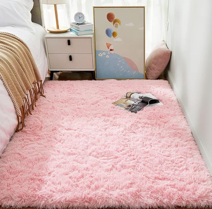 Ophanie Faux Fur Rug 