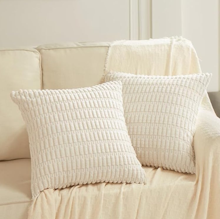 Fancy Homi Throw Pillow Covers (2-Pack)