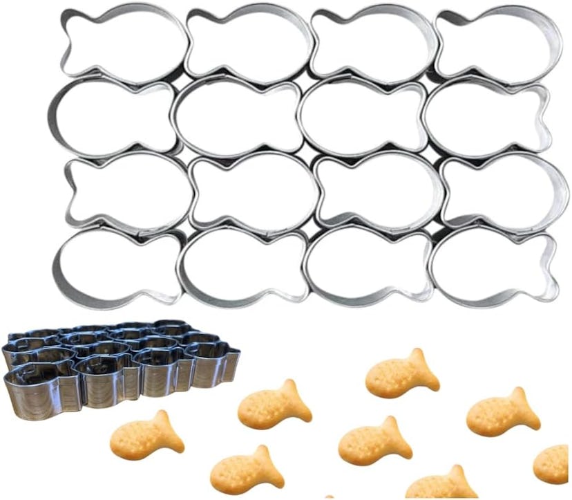 ROYALTY ESSENTIALS Goldfish Mini Cracker Cookie Cutter