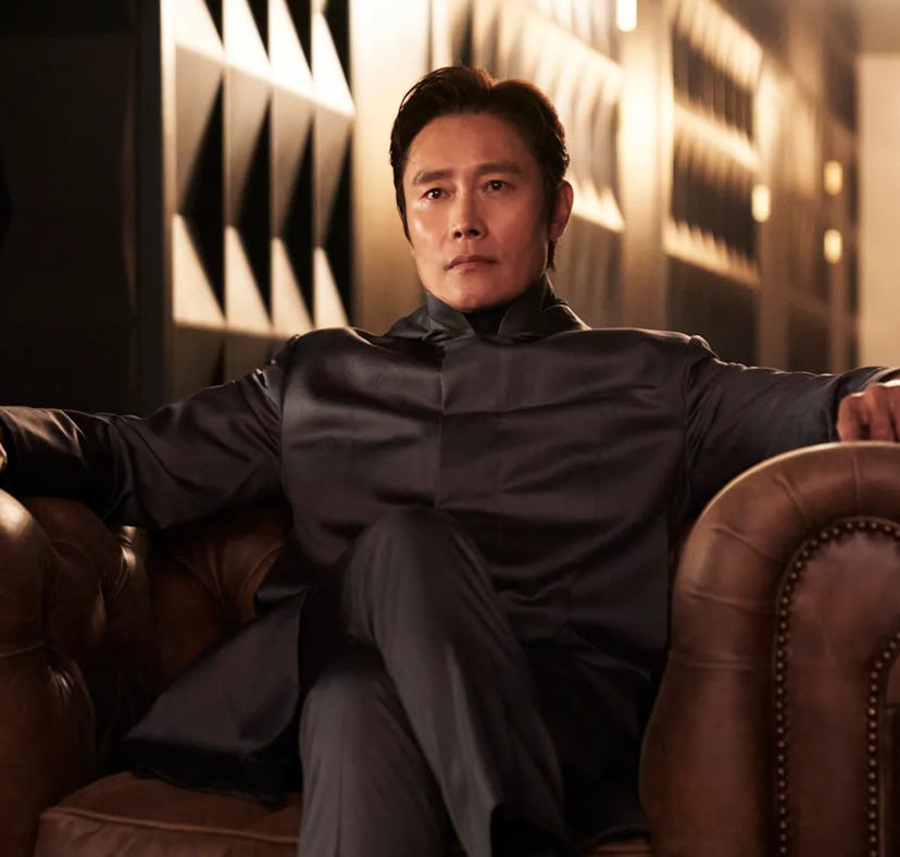 'Squid Game' fans have a theory Front Man is the son of Oh Il-Nam.