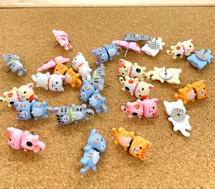 LLHDKF Cute Cat Push Pin Decorative Thumb Tacks (30-Pack)