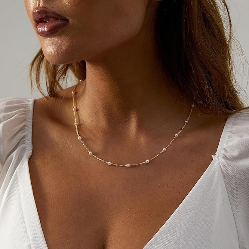 Sawyer Dainty Pearl Pendant Necklace