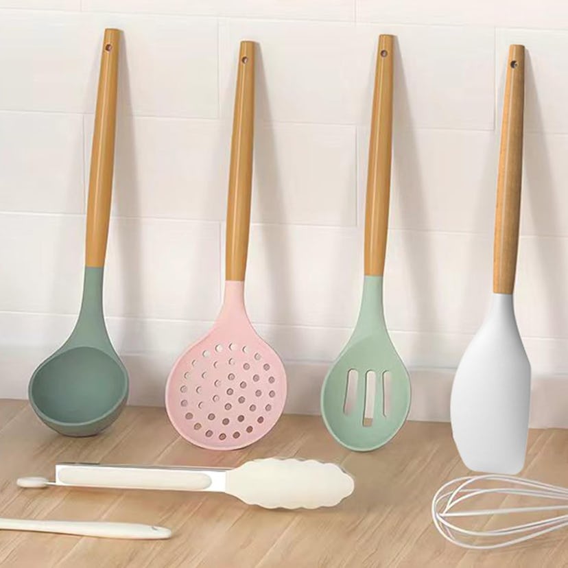 Oannao Silicone Cooking Utensils Set (14 Pieces)