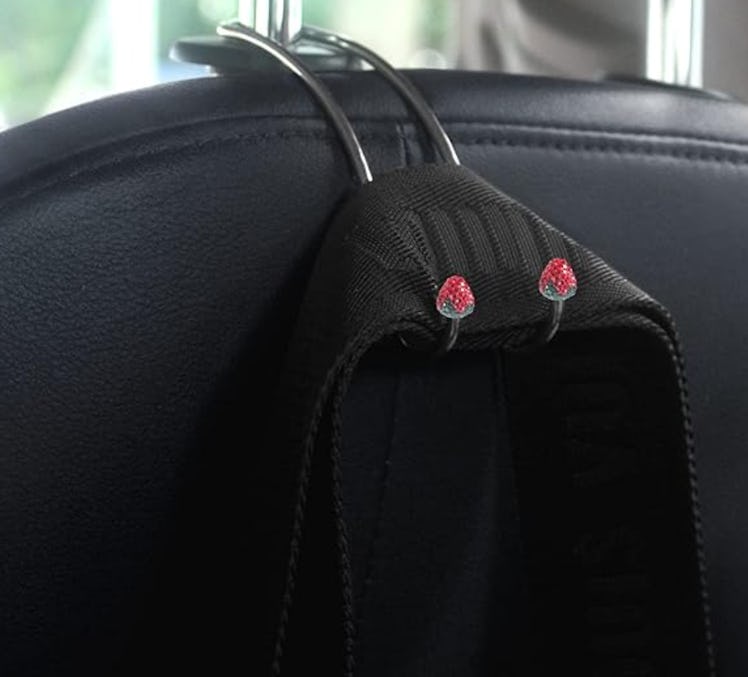 Guoord Car Headrest Hooks (2-Pack)