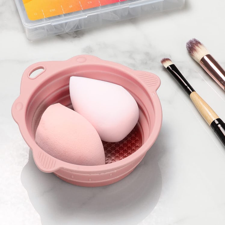 Etercycle Foldable Silicone Makeup Brush Cleaner Bowl