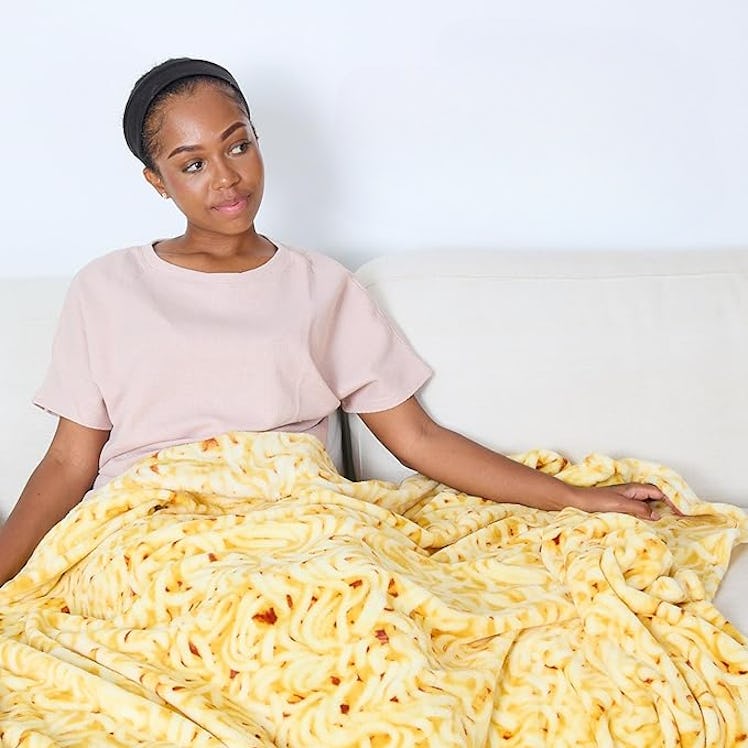 Cozy Concepts Co. Ramen Blanket
