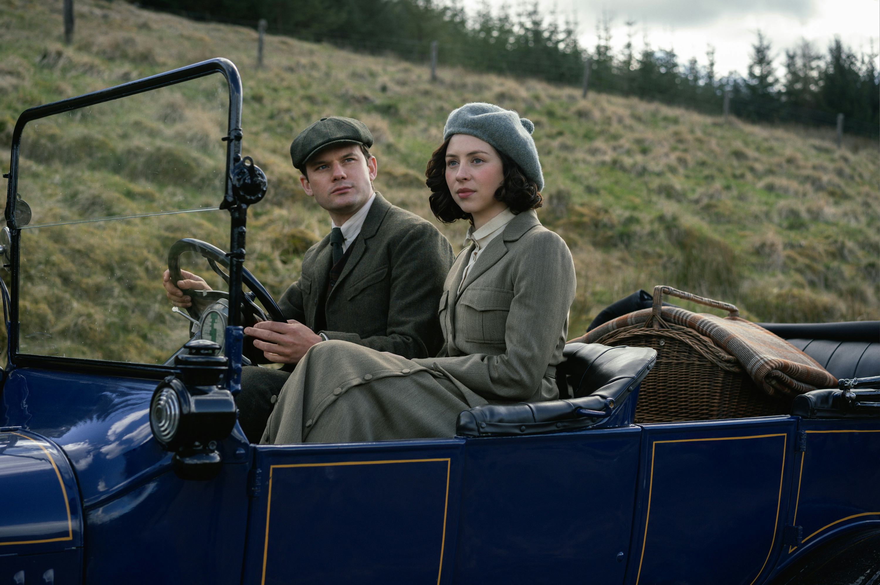 'Outlander' Author Teased "Heart-Wrenching" Twist In 'Blood Of My Blood' S2