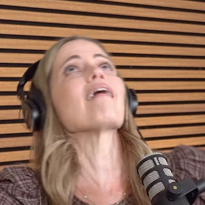 You Should Only Be Reaching Out To Your College-Aged Kid Once A Week