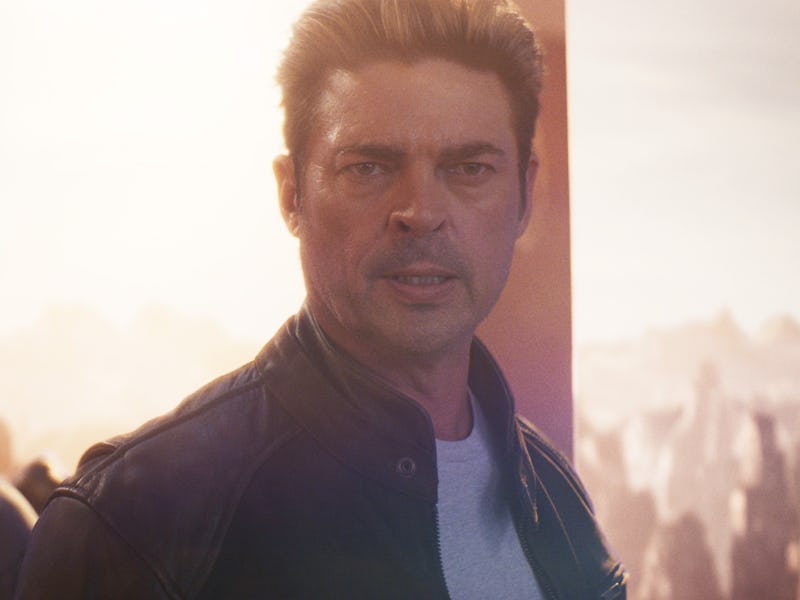 Jessica McNamee and Karl Urban in Mortal Kombat II