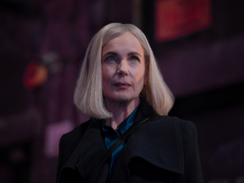 Elizabeth McGovern as Helen in Talamasca: The Secret Order